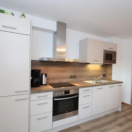 Cozy Apartment With Mountain Views Wald im Pinzgau Exterior photo