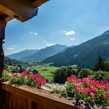 Cozy Apartment With Mountain Views Wald im Pinzgau Exterior photo